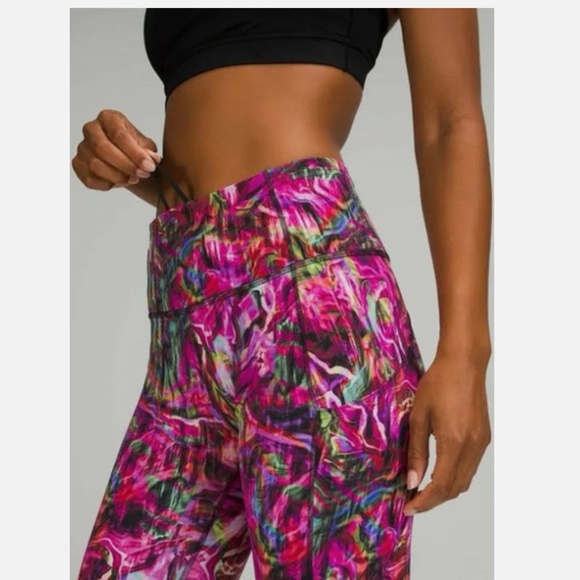 NWT Lululemon Fast Free High-Rise Tight 25" *Nulux Hyper Flow Pink Multi Sz 2 - Picture 3 of 5